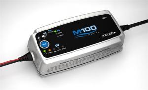 CTEK M100 uzldes ierce vidja izmra laivu akumulatoriem